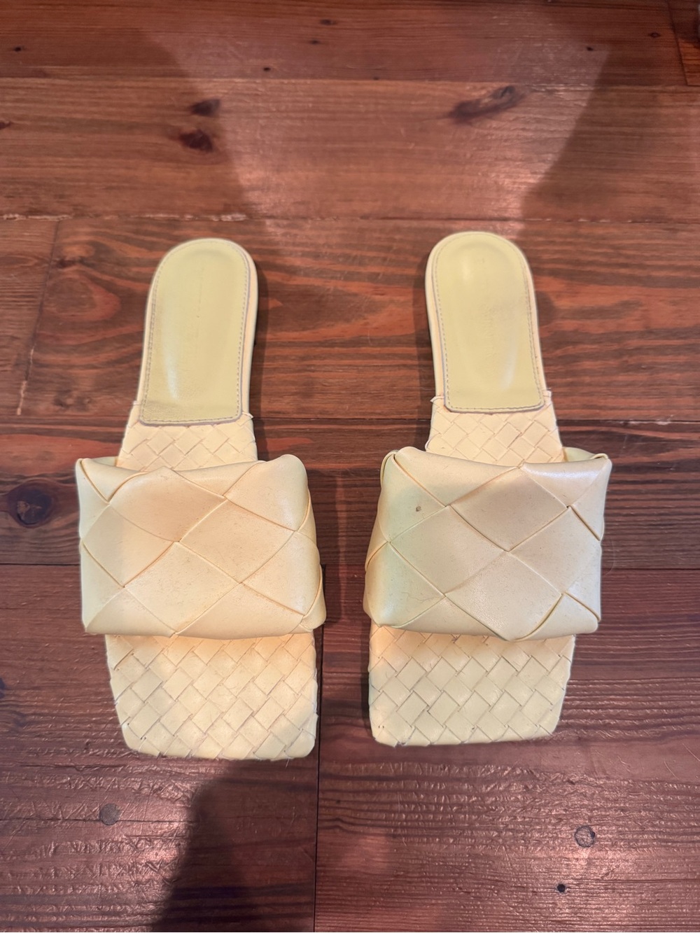 Women's Woven Slide Sandals in Pale Yellow
